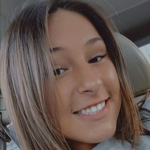 Meet your Posher, Ellen